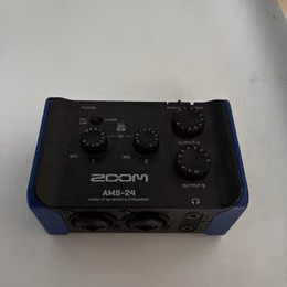 Zoom AMS-24