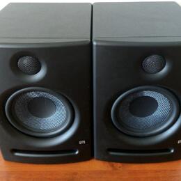 PreSonus Eris E5 + Temblor T8 sestava studiových monitorů 