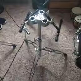 Dvojit&yacute; stojan na tomy Yamaha WS-904A