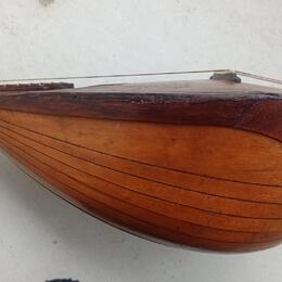 MANDOLÍNA NEAPOLSKEHO TYPU