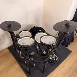 Elektronick&eacute; bic&iacute; Roland TD1-MK + stolička a double ped&aacute;l