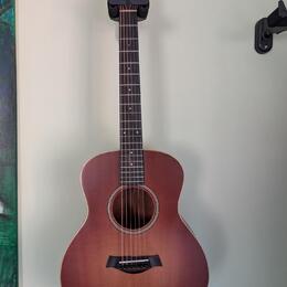Taylor GS Mini-e Caramel Burst + originální Gig Bag 
