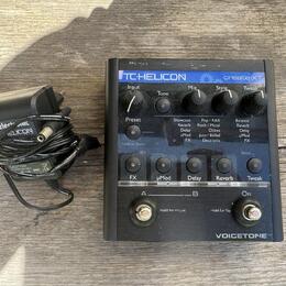 TC-Helicon VoiceTone Create XT – vokální multi efektový proc