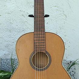 Kytara Cremona