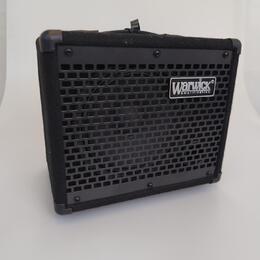 Baskytarové kombo Warwick BC 10 (10W) – ideální na domácí cv