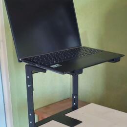Podstavec pod notebook