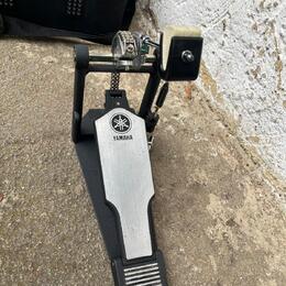 Pedál Yamaha FP9500C