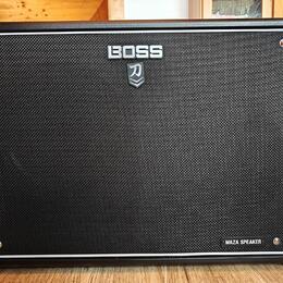 Boss KATANA Cabinet 212 WAZA
