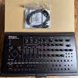 Roland SH-4d