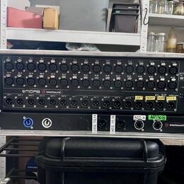 Stagebox Midas DL32 + case
