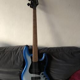 Sgueir jazz bass Cintemporary 