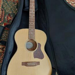 Art & Lutherie Legacy Natural EQ