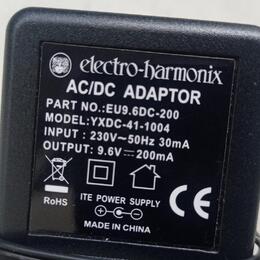 AC/DC 9V ADAPTÉR ELECTRO-HARMONIX PRO KYTAROVÉ EFEKTY