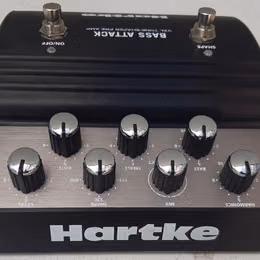 BASS ATTACK VXL TONE SHAPER PREAMP - HARTKE 
