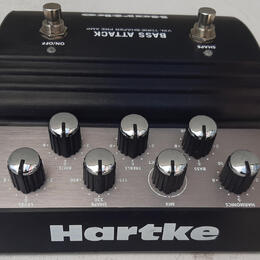 BASS ATTACK VXL TONE SHAPER PREAMP - HARTKE 