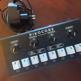 Erica Synths Pikocore XL Limitovan&aacute; Edice Drum Machine