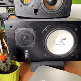 Yamaha NS10 M studiov&eacute; monitory