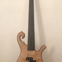 AV Basses (Vychodil) 5-strunný custom PB bezpražec Primus