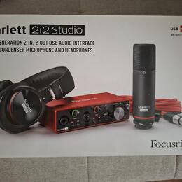 Focusrite Scarlett 2i2 Studio 3rd Generation