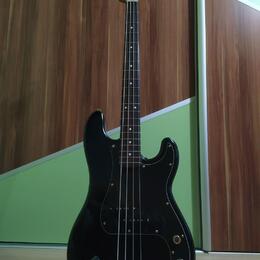 Fender Precision bass CIJ