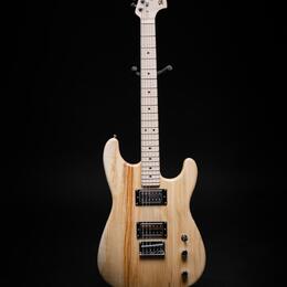 Poul Guitars Strat
