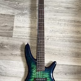 Baskytara Ibanez SR405EQM