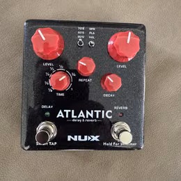 NUX ATLANTIC delay + reverb