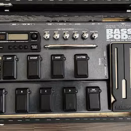 Line6 BASS POD XT Live