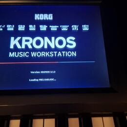 Prodám Korg Kronos II 73– Špičkový stav!