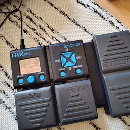 zoom-g1xon  multiefekt (z&aacute;novn&iacute; )