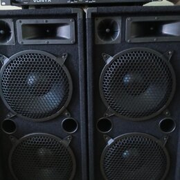 prodam Vonyx PA Amplifier VXA-3000 2X 1500W a 2x Max MAX210