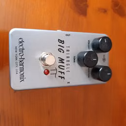 EH Big Muff triangle 