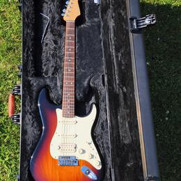 Fender Stratocaster American de luxe