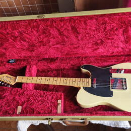 Fender "10 for '15" American Vintage '52 Korina Telecaster