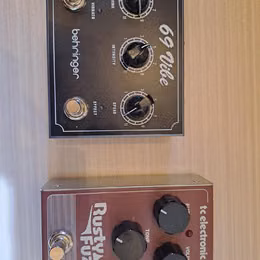 Behringer 69 VIBE a TC Electronics Rusty Fuzz