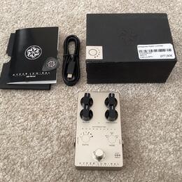Rezervace - Darkglass Hyper Luminal kompresor pro baskytaru