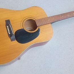 AKUSTICKÁ KYTARA CREMONA 4470 DREADNOUGHT (DÉČKO)
