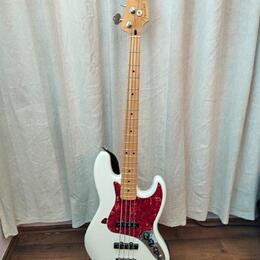 FENDER PLAYER JAZZ BASS MN PWT