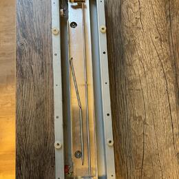 Nefunkční reverb z Marshall JCM2000