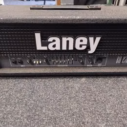 Prod&aacute;m basovu hlavu Laney BH 150
