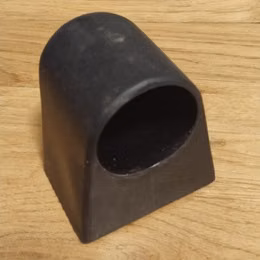 Rack rubber foot, gumov&aacute; noha k rampě &cent;38mm.