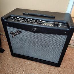 Fender mustang III V2+ velký Footswitch , Celestion 