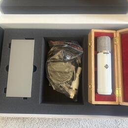 Flea ELA M251