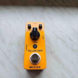 Moeer Yellow Comp
