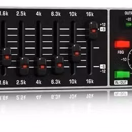 Behringer FBQ1502HD