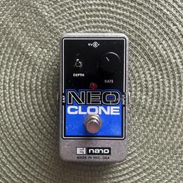 EHX Neo Clone chorus