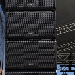 QSC LA 112 + QSC KS 118 line array system