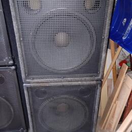 Basové reproboxy 18"