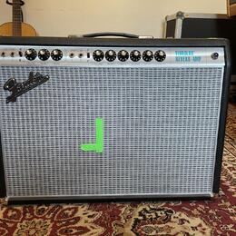 Fender 68 Custom Vibrolux Reverb