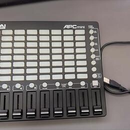Akai APCmini